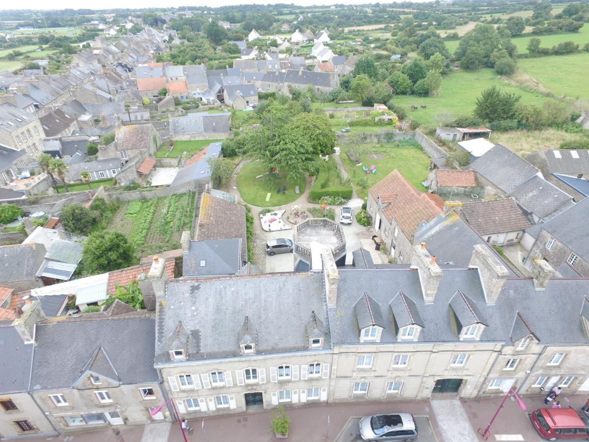Saint-Pierre-ÉgliseChez Marioアパートメント エクステリア 写真
