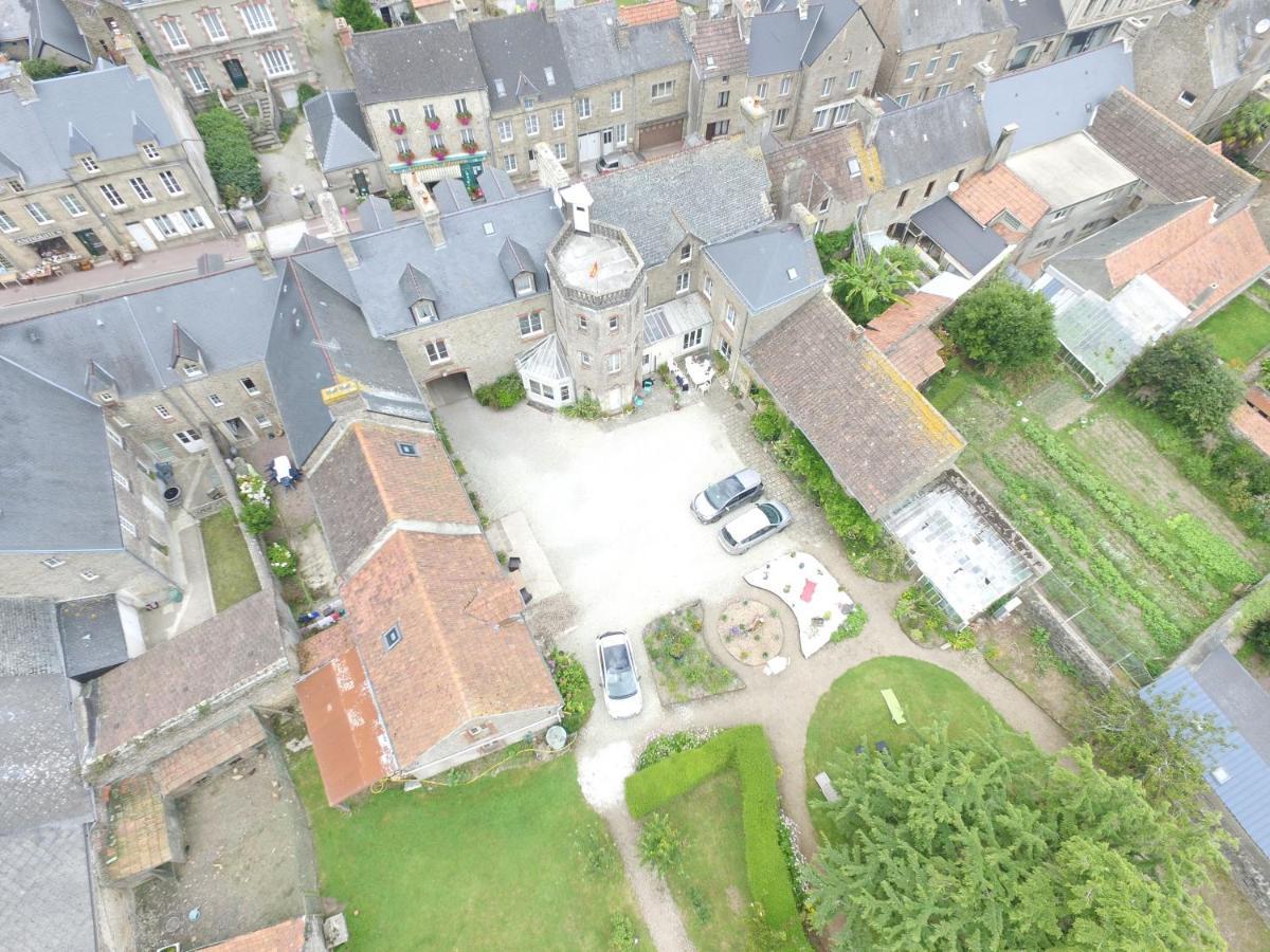 Saint-Pierre-ÉgliseChez Marioアパートメント エクステリア 写真